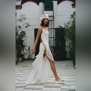 For love and lemons
Carmela white lace midi maxi dress NWT